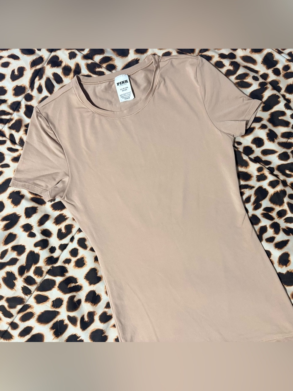 ✨Victoria’s Secret PINK 84% Polyamid Top✨